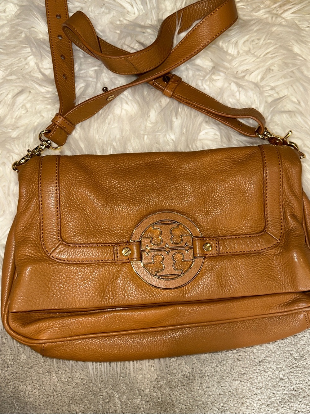 Tory Burch Tan Leather Shoulder Bag with Logo Medallion